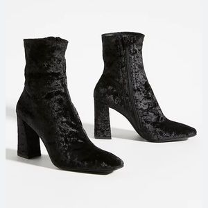 Jeffrey Campbell Black Laris Velvet Ankle Boots - Sz 8.5-Brand new! Never worn!